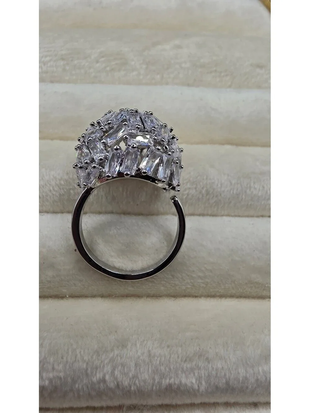 Women's Luxury Galaxy Star-Shaped Cubic Zirconia Ring Size 7